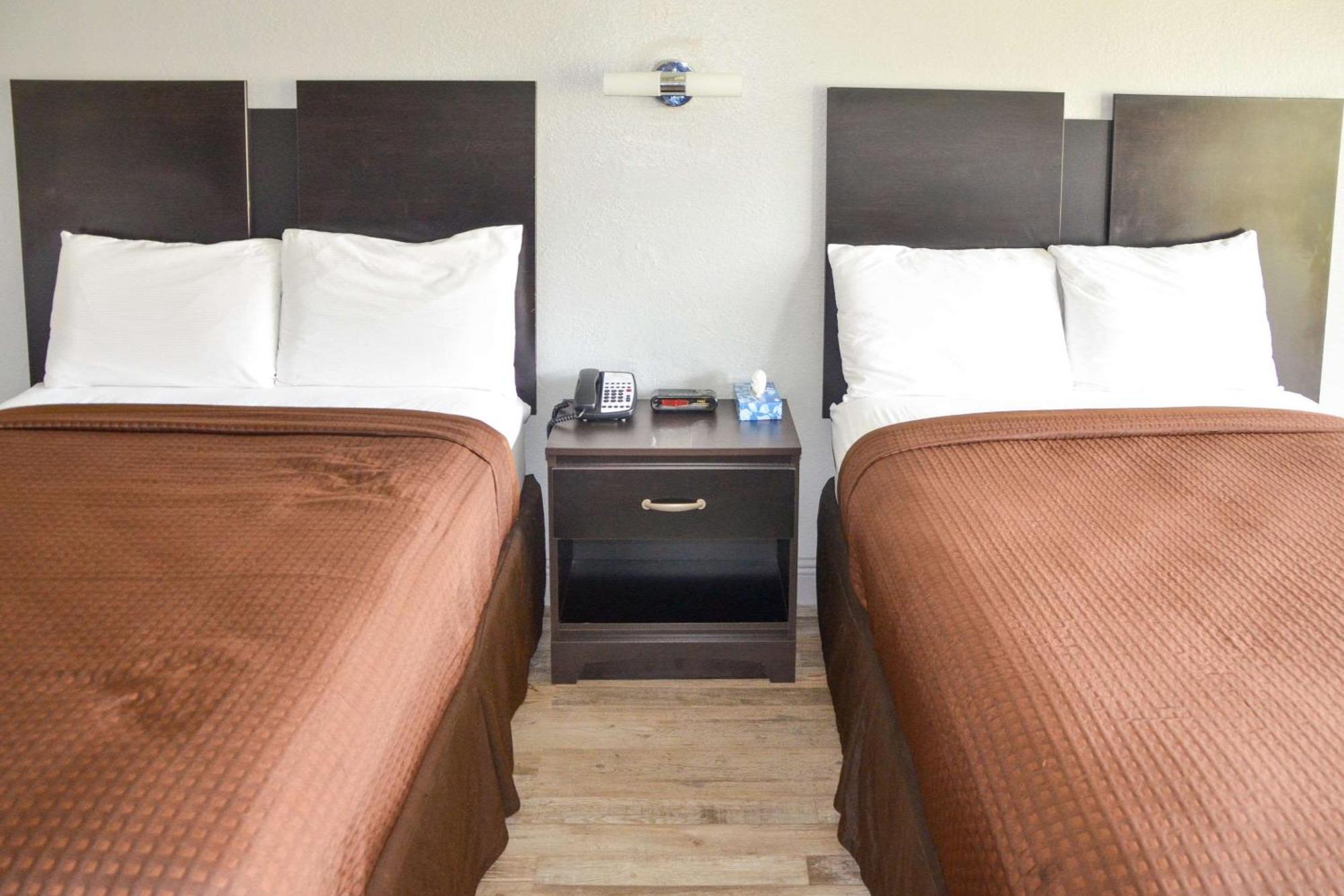 Rodeway Inn Sun City Center Экстерьер фото
