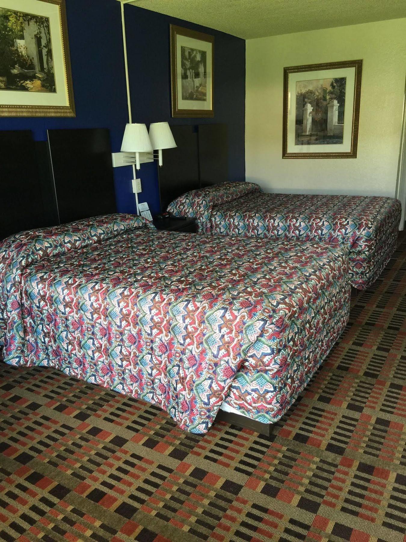 Rodeway Inn Sun City Center Экстерьер фото